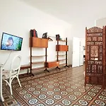 Vibo Sea View 아파트 바리