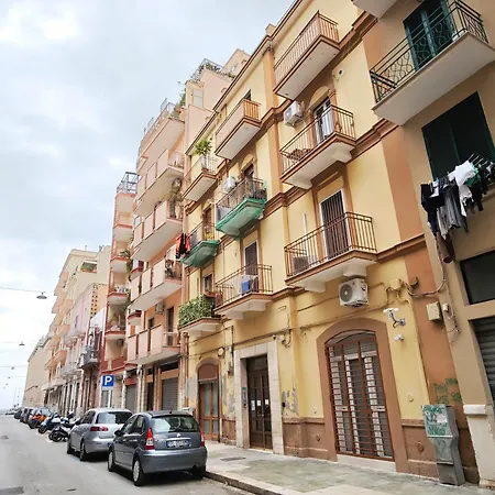 Vibo Sea View Apartamento