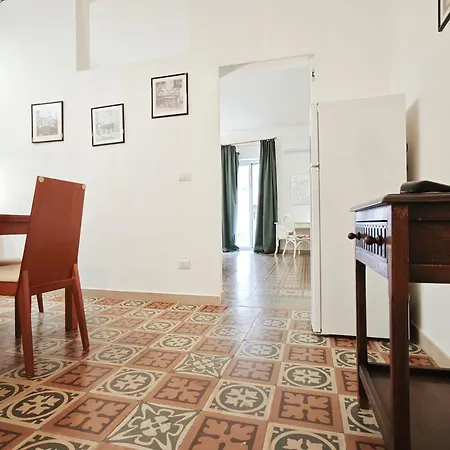 Apartman Vibo Sea View *