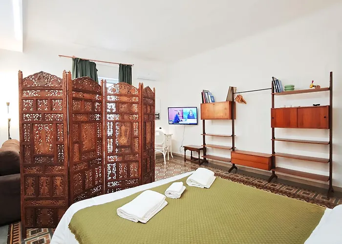 Vibo Sea View 公寓 *